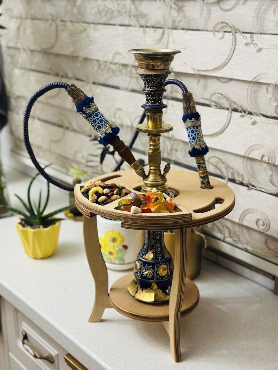 استند چوبی